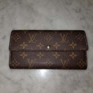 Louis Vuitton Sarah Wallet